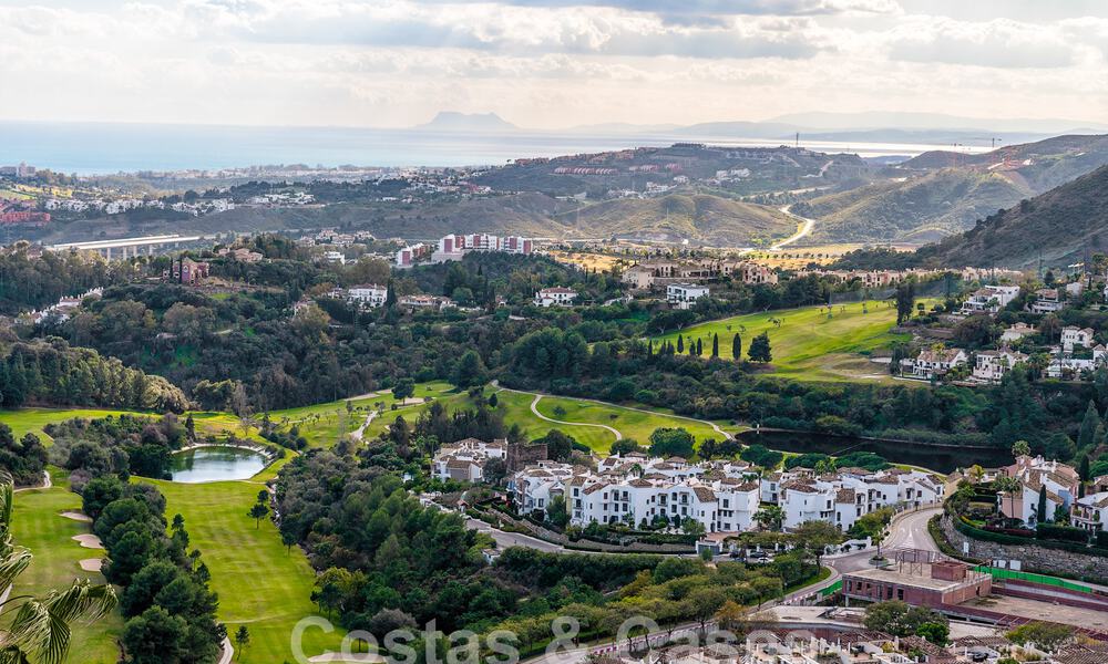 Penthouse for sale with panoramic sea views in the hills of Marbella - Benahavis 58007