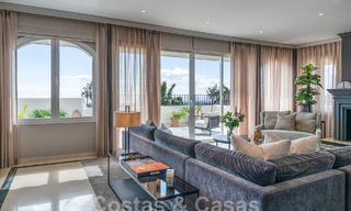 Penthouse for sale with panoramic sea views in the hills of Marbella - Benahavis 58019 