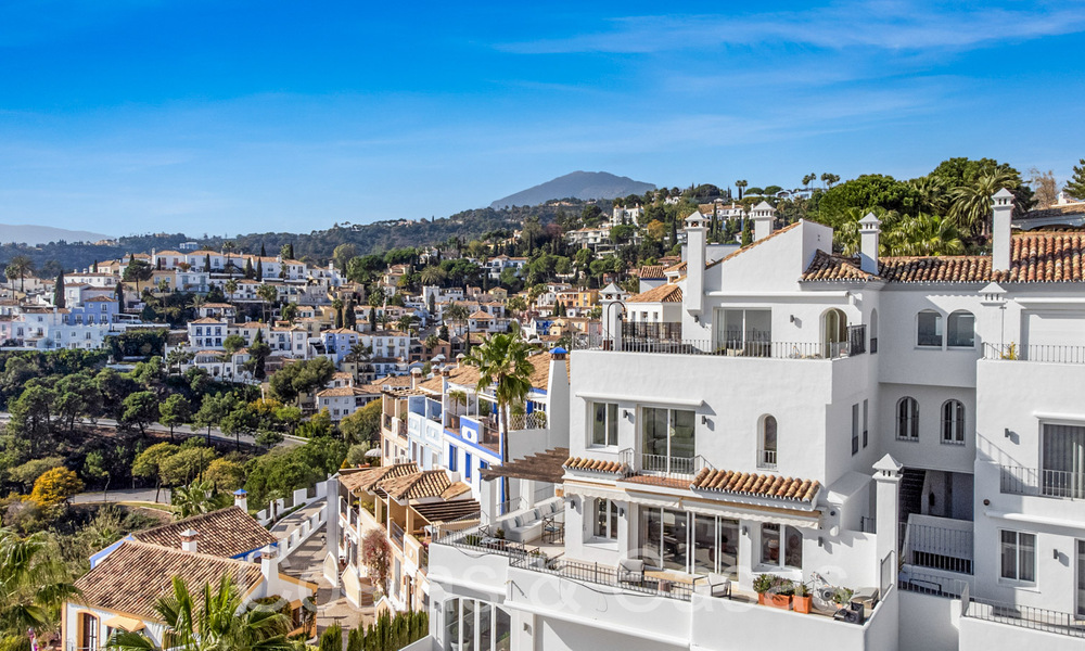Penthouse for sale with panoramic sea views in the hills of Marbella - Benahavis 67394