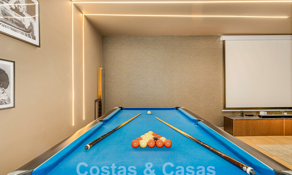 Luxury villa with traditional architecture for sale, located frontline golf in Nueva Andalucia, Marbella 58133