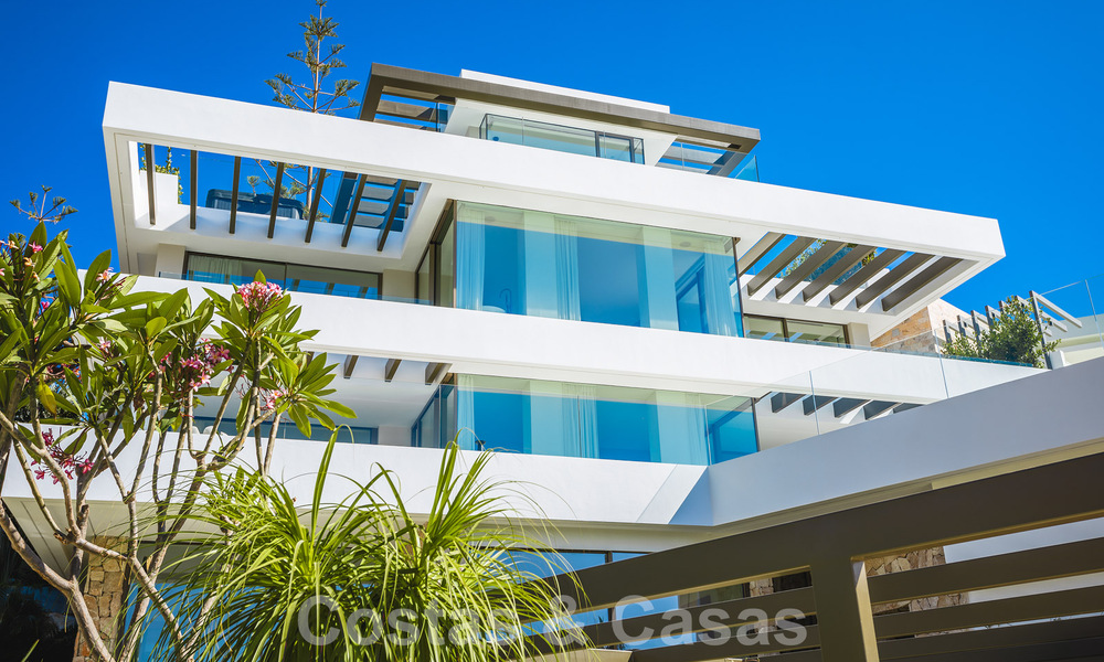 Luxury designer villa for sale in exclusive, gated frontline golf complex with panoramic views in La Quinta, Marbella - Benahavis 59067