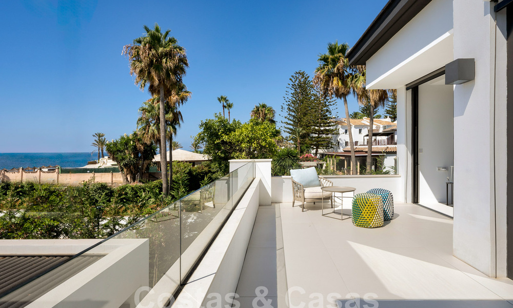 Modernist luxury villa for sale a stone's throw from the beach and all amenities, with sea view in San Pedro, Marbella 58636