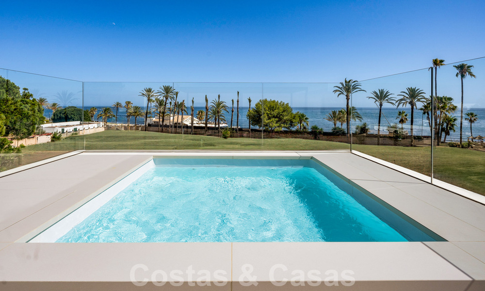 Modernist luxury villa for sale a stone's throw from the beach and all amenities, with sea view in San Pedro, Marbella 58653