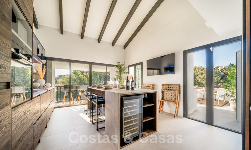 Prestigious penthouse for sale with golf course views in La Quinta, Benahavis - Marbella 58818