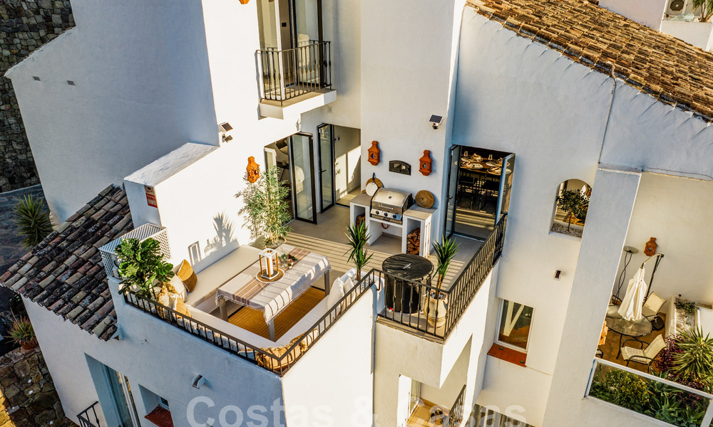 Prestigious penthouse for sale with golf course views in La Quinta, Benahavis - Marbella 58824