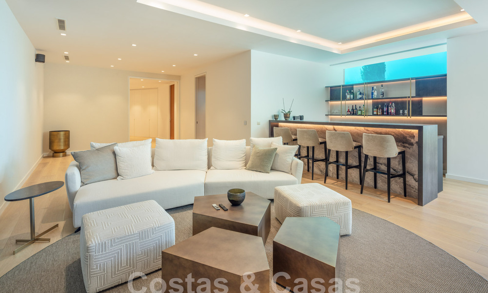 Prestigious, modern luxury villa for sale with breathtaking sea views in gated community in Marbella - Benahavis 58689