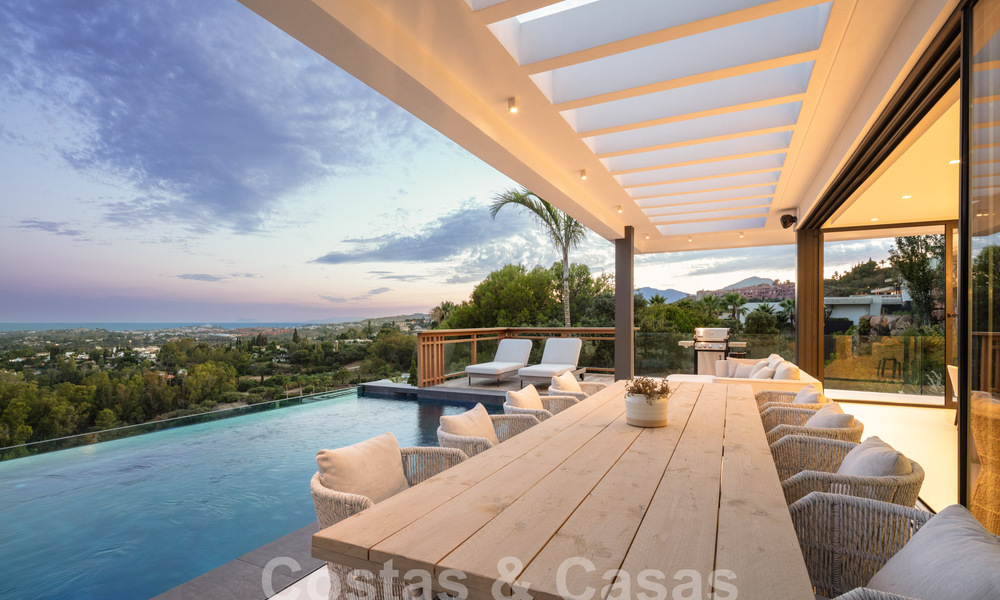 Prestigious, modern luxury villa for sale with breathtaking sea views in gated community in Marbella - Benahavis 58694