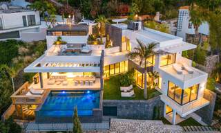 Prestigious, modern luxury villa for sale with breathtaking sea views in gated community in Marbella - Benahavis 58697 