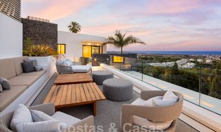 Prestigious, modern luxury villa for sale with breathtaking sea views in gated community in Marbella - Benahavis 58699 