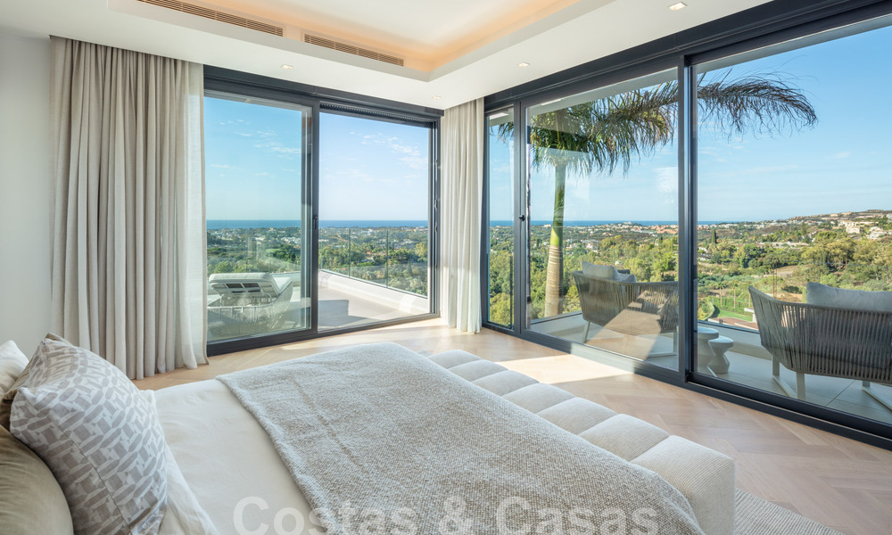 Prestigious, modern luxury villa for sale with breathtaking sea views in gated community in Marbella - Benahavis 58705