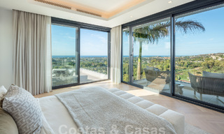 Prestigious, modern luxury villa for sale with breathtaking sea views in gated community in Marbella - Benahavis 58705 