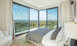 Prestigious, modern luxury villa for sale with breathtaking sea views in gated community in Marbella - Benahavis 58709 