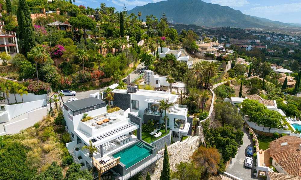 Prestigious, modern luxury villa for sale with breathtaking sea views in gated community in Marbella - Benahavis 58722