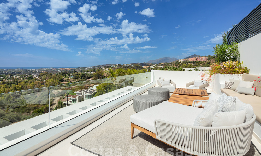 Prestigious, modern luxury villa for sale with breathtaking sea views in gated community in Marbella - Benahavis 58728