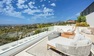 Prestigious, modern luxury villa for sale with breathtaking sea views in gated community in Marbella - Benahavis 58728 