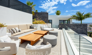 Prestigious, modern luxury villa for sale with breathtaking sea views in gated community in Marbella - Benahavis 58729 