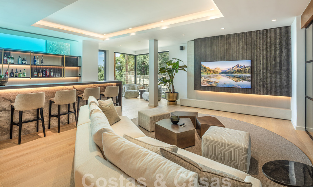 Prestigious, modern luxury villa for sale with breathtaking sea views in gated community in Marbella - Benahavis 58730
