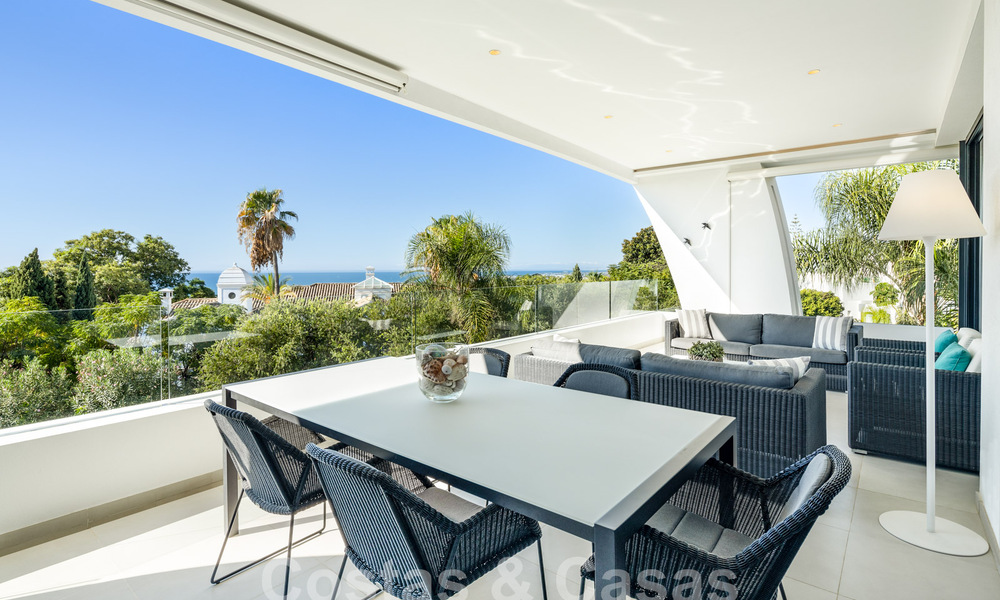 Spacious modern penthouse for sale with phenomenal sea views in the exclusive Sierra Blanca in Marbella 58734