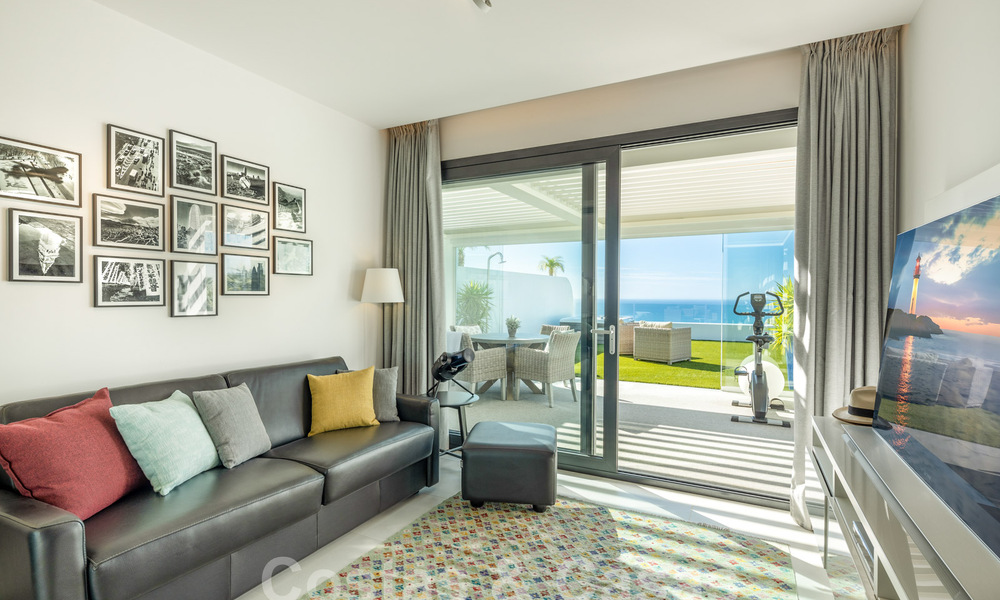 Spacious modern penthouse for sale with phenomenal sea views in the exclusive Sierra Blanca in Marbella 58735