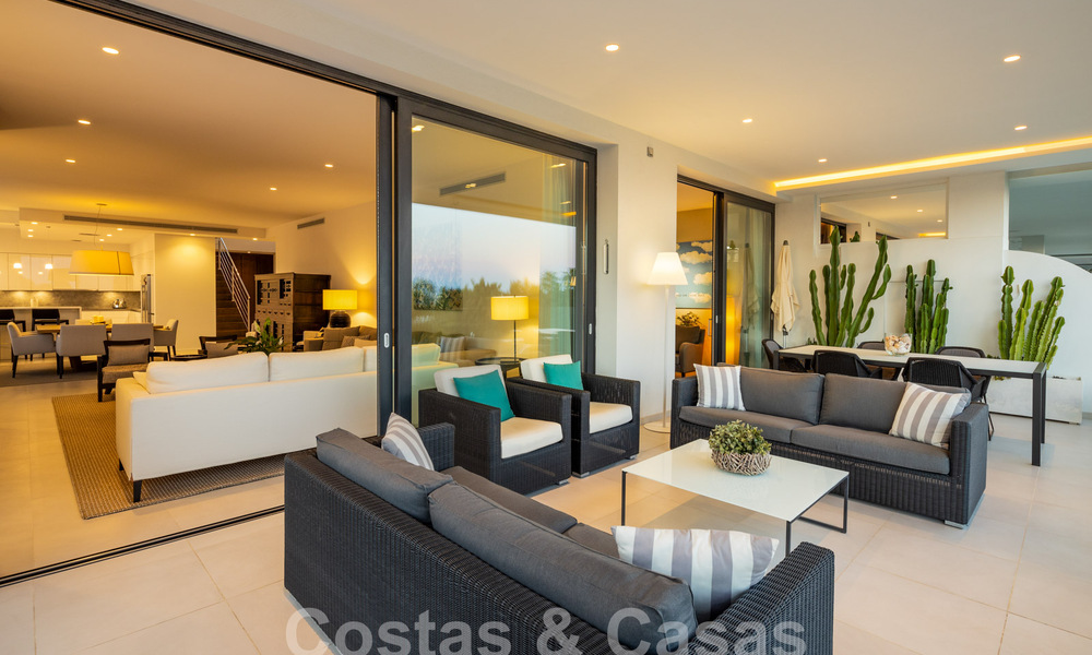 Spacious modern penthouse for sale with phenomenal sea views in the exclusive Sierra Blanca in Marbella 58750