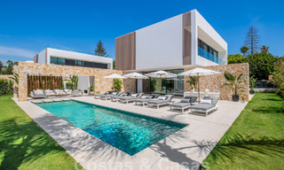 Move-in ready, contemporary luxury villa for sale within walking distance of Puerto Banus and the beach in San Pedro, Marbella 59029 