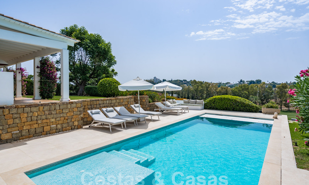 Andalusian luxury villa with timeless charm for sale on first-line golf in Benahavis - Marbella 58833