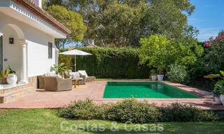 Traditional single storey villa for sale, beachside on the New Golden Mile, Marbella - Estepona 58892 