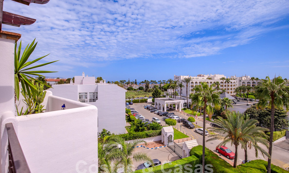 Penthouse for sale with spacious roof terrace and 360° views, a stone's throw from the beach and centre of Puerto Banus, Marbella. Reduced to sell! 59055