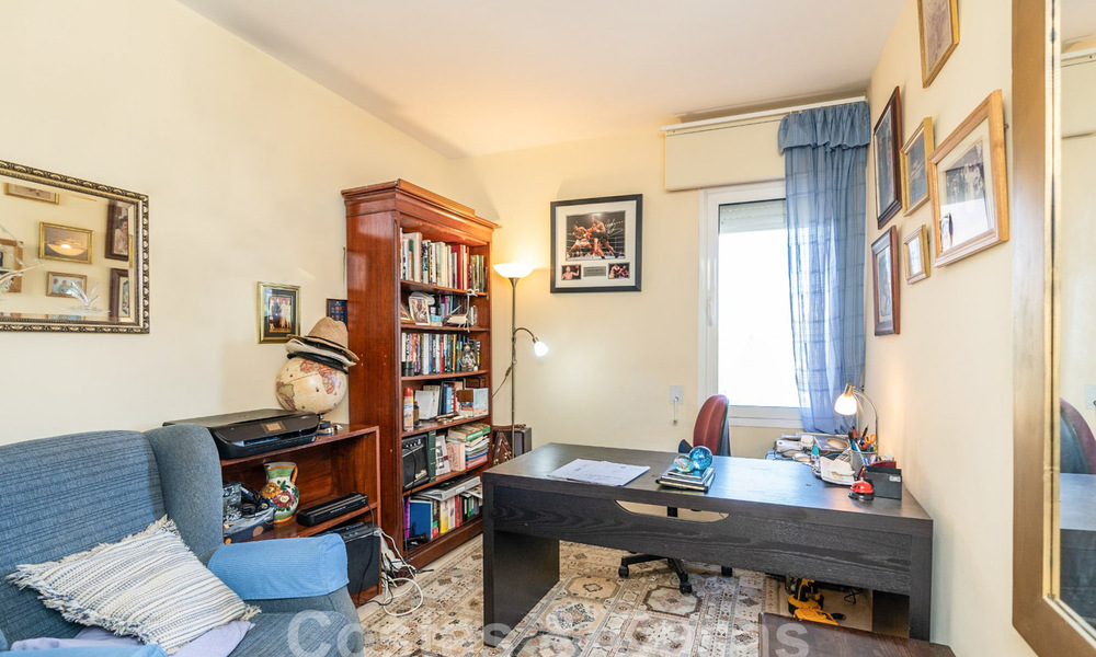 Spacious penthouse for sale in gated beach complex with magnificent sea views in La Duquesa, Costa del Sol 59306