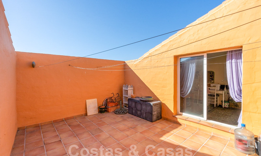 Spacious penthouse for sale in gated beach complex with magnificent sea views in La Duquesa, Costa del Sol 59314