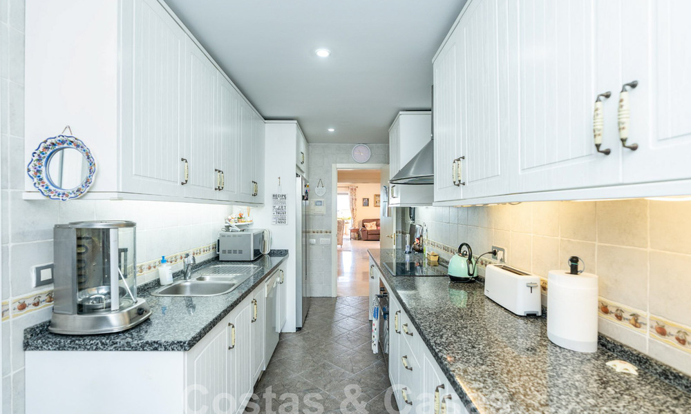 Spacious penthouse for sale in gated beach complex with magnificent sea views in La Duquesa, Costa del Sol 59316