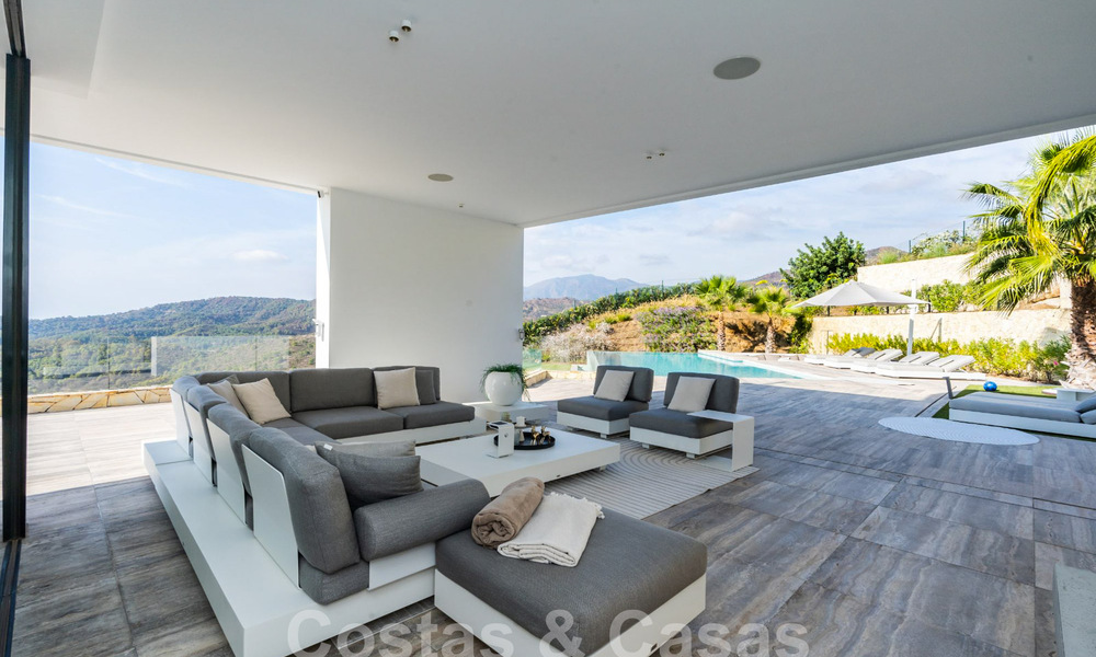 Modern luxury villa for sale with sea views in gated community surrounded by nature in Marbella - Benahavis 59219