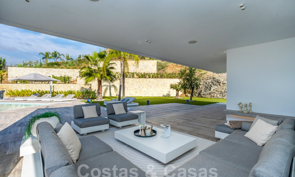 Modern luxury villa for sale with sea views in gated community surrounded by nature in Marbella - Benahavis 59222