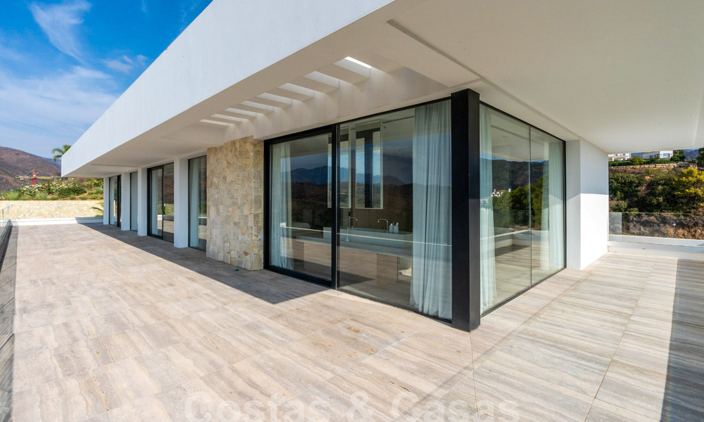 Modern luxury villa for sale with sea views in gated community surrounded by nature in Marbella - Benahavis 59266