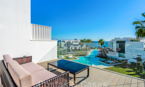 Family-friendly modern house for sale in a beach complex within walking distance of Estepona centre 59409