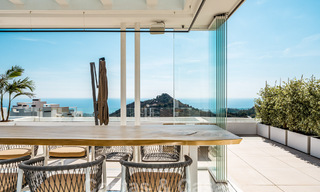 Ready to move in, modernist penthouse for sale in an exclusive community just minutes from Marbella centre 59343 