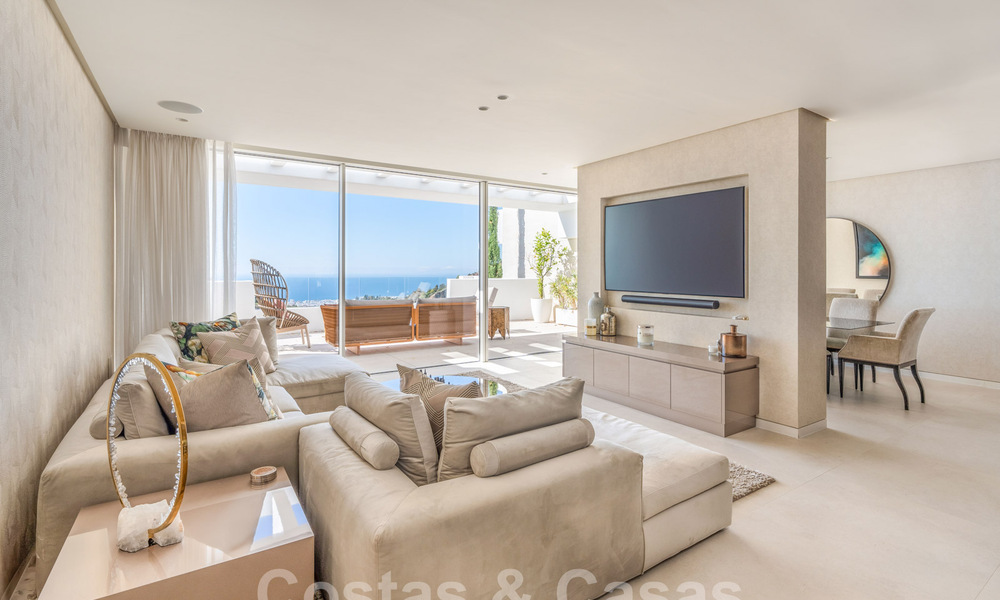 Avant-garde penthouse for sale with 180° panoramic views, in the hills of Marbella 59426