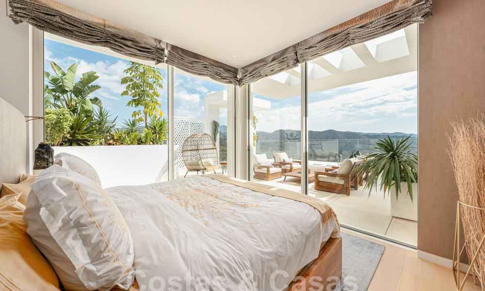Contemporary luxury penthouse with magical sea views for sale a short drive from Marbella centre 59433