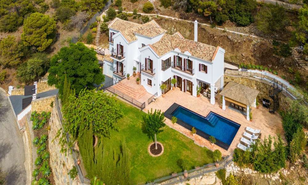 Mediterranean luxury villa for sale in gated community in El Madroñal, Marbella - Benahavis 59503