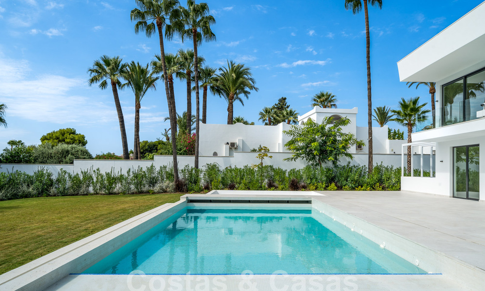 Contemporary new build villa for sale in a preferred golf urbanisation on the New Golden Mile, Marbella - Benahavis 59570