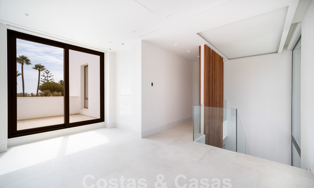Contemporary new build villa for sale in a preferred golf urbanisation on the New Golden Mile, Marbella - Benahavis 59584