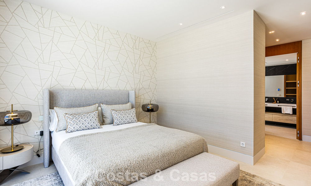 Contemporary new build villa for sale in a preferred golf urbanisation on the New Golden Mile, Marbella - Benahavis 782471