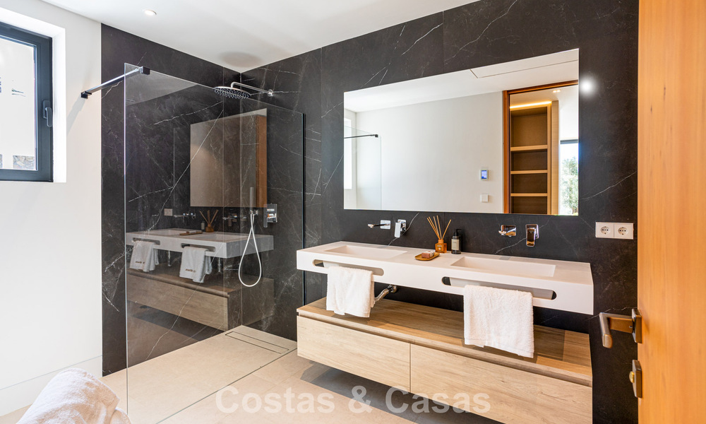 Contemporary new build villa for sale in a preferred golf urbanisation on the New Golden Mile, Marbella - Benahavis 782472