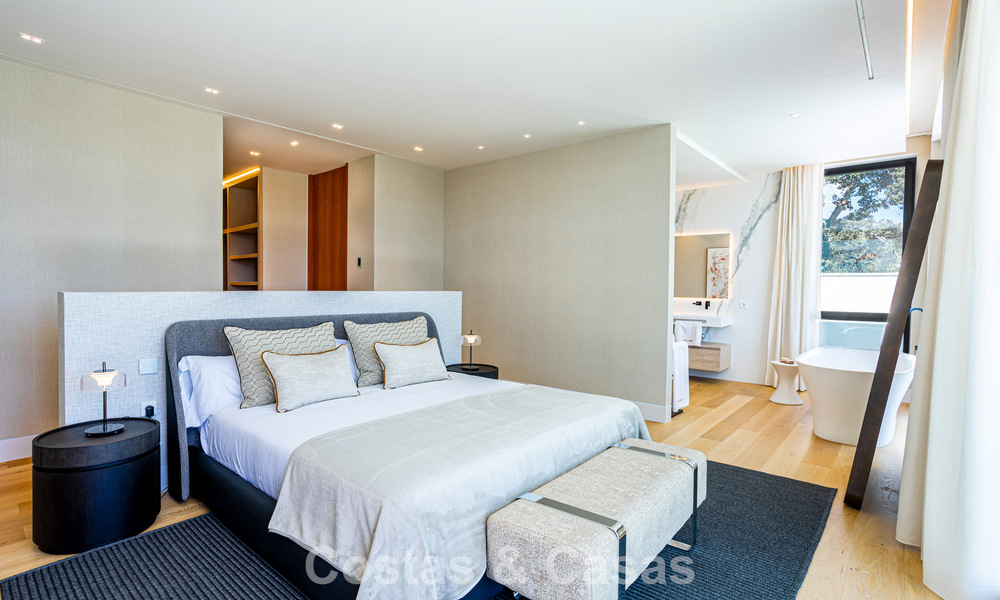 Contemporary new build villa for sale in a preferred golf urbanisation on the New Golden Mile, Marbella - Benahavis 782479
