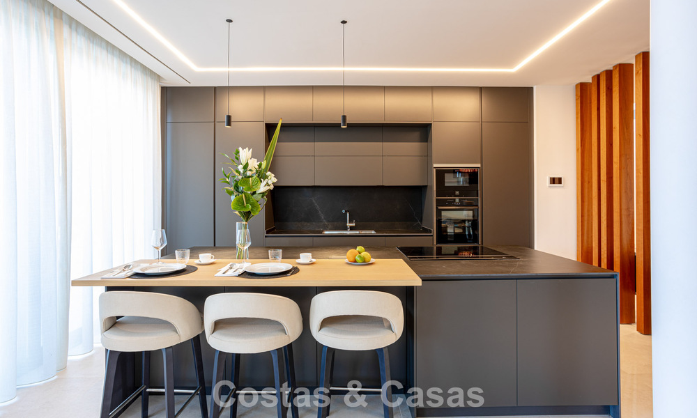 Contemporary new build villa for sale in a preferred golf urbanisation on the New Golden Mile, Marbella - Benahavis 782495