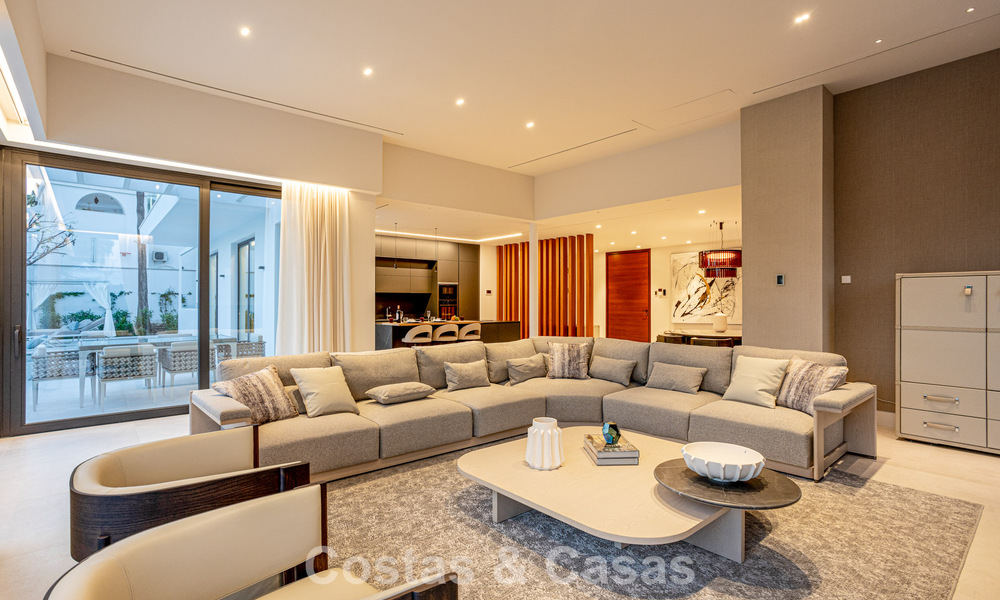 Contemporary new build villa for sale in a preferred golf urbanisation on the New Golden Mile, Marbella - Benahavis 782498