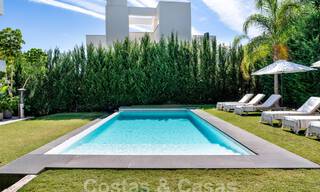 Modern luxury villa for sale in a contemporary architectural style, walking distance from Puerto Banus, Marbella 59650 