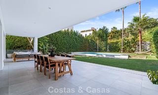 Modern luxury villa for sale in a contemporary architectural style, walking distance from Puerto Banus, Marbella 788883 