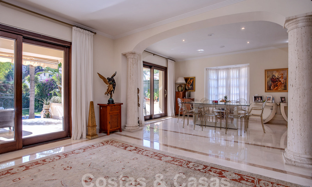 Timeless luxury villa with Andalusian charm for sale surrounded by golf courses in Marbella - Benahavis 59652