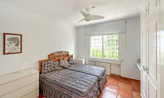 To be renovated villa with great potential for sale a few metres from the beach in a popular area of Marbella East 59706 